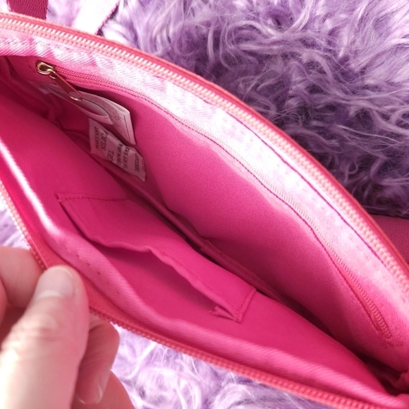 Hot Pink Breast Cancer Awareness Fanny Pack - Picture 5 of 6